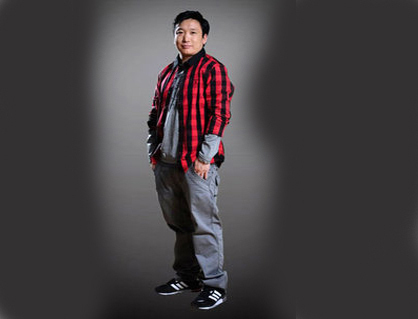 Ө.Мөнх-Эрдэнэ: Би жүжигчнийхээ хувьд сайн суралцмаар байна